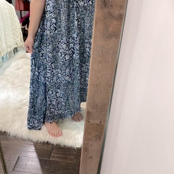 A:glow blue floral maxi dress size large - Picture 5 of 10